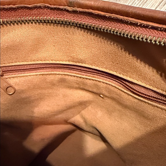 Vintage Etienne Aigner Brown Leather Crossbody Bag - Picture 11 of 15